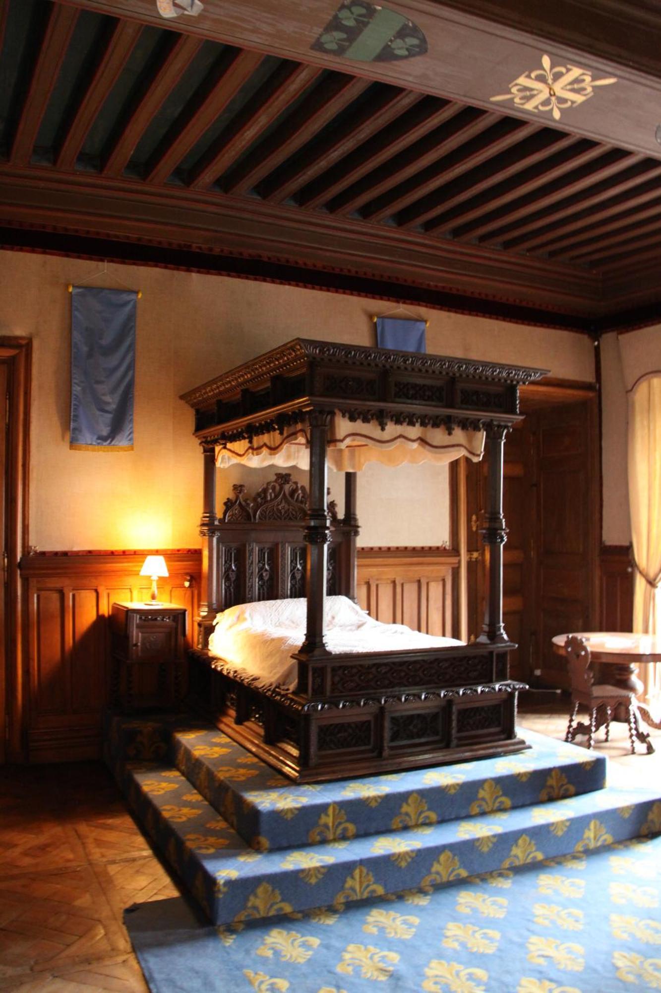 Chateau De Busset المظهر الخارجي الصورة